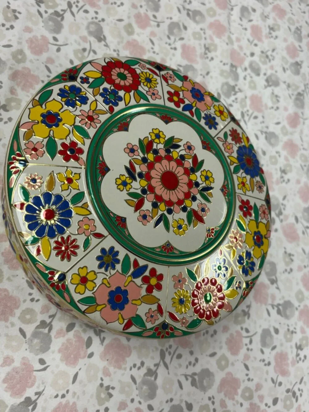 Vintage Decorative Tin - Made in Holland